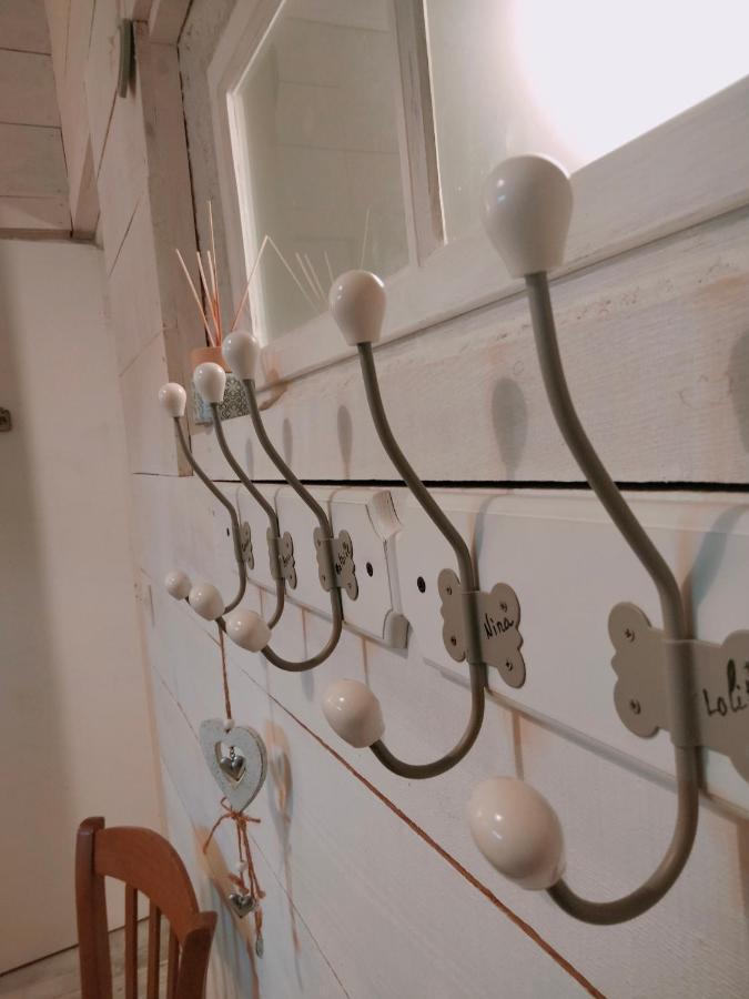 Chambre Familiale Anna "Mon Lit Au Pre" , Jusqu'A 4 Adultes Et 2 Enfants Avec Piscine Familles, Couples Ou Femmes Seulement Pontours Bagian luar foto