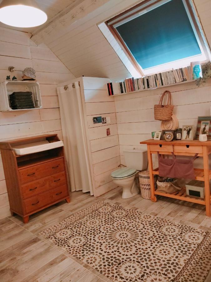 Chambre Familiale Anna "Mon Lit Au Pre" , Jusqu'A 4 Adultes Et 2 Enfants Avec Piscine Familles, Couples Ou Femmes Seulement Pontours Bagian luar foto