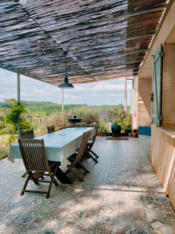 Chambre Familiale Anna "Mon Lit Au Pre" , Jusqu'A 4 Adultes Et 2 Enfants Avec Piscine Familles, Couples Ou Femmes Seulement Pontours Bagian luar foto